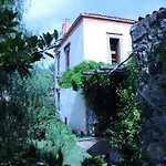 Stone House With Garden In Cunda/ayvalik Ayvalı