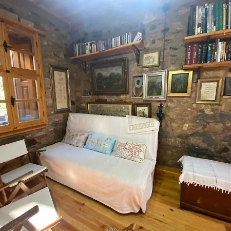 Holiday home Stone House With Garden In Cunda/ayvalik *
