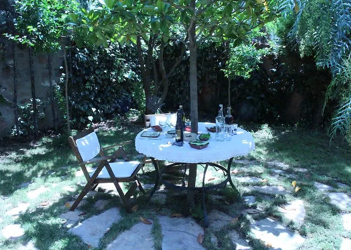 בית נופש Stone House With Garden In Cunda/ayvalik