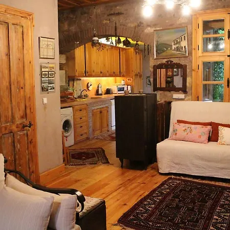 Stone House With Garden In Cunda/ayvalik