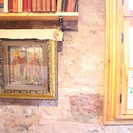 Stone House With Garden In Cunda/ayvalik Tatil Evi