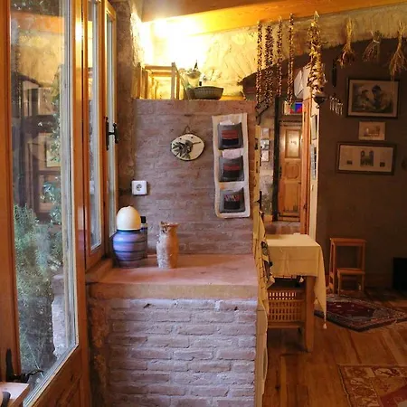 Stone House With Garden In Cunda/ayvalik Tatil Evi *