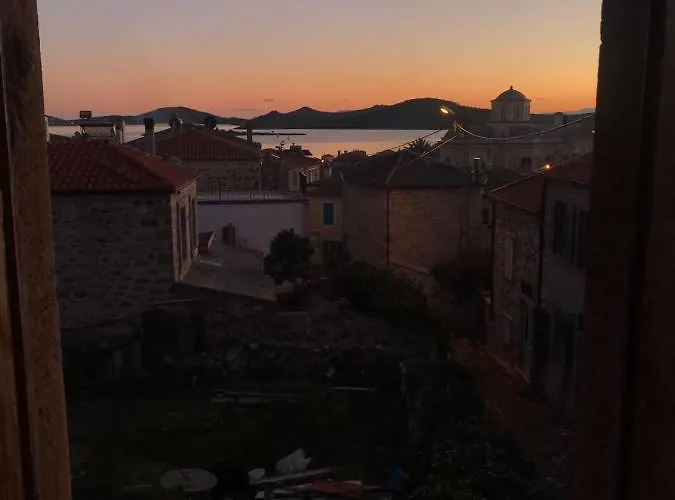 Dom wakacyjny Stone House With Garden In Cunda/ayvalik Ayvalı