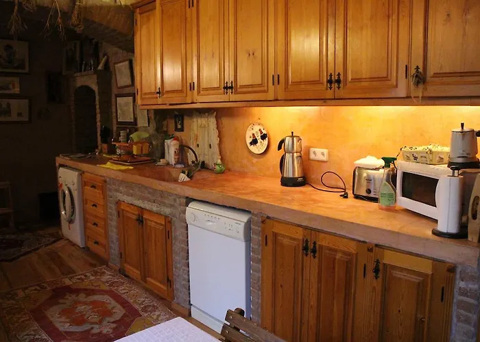 Stone House With Garden In Cunda/ayvalik Vakantiehuis