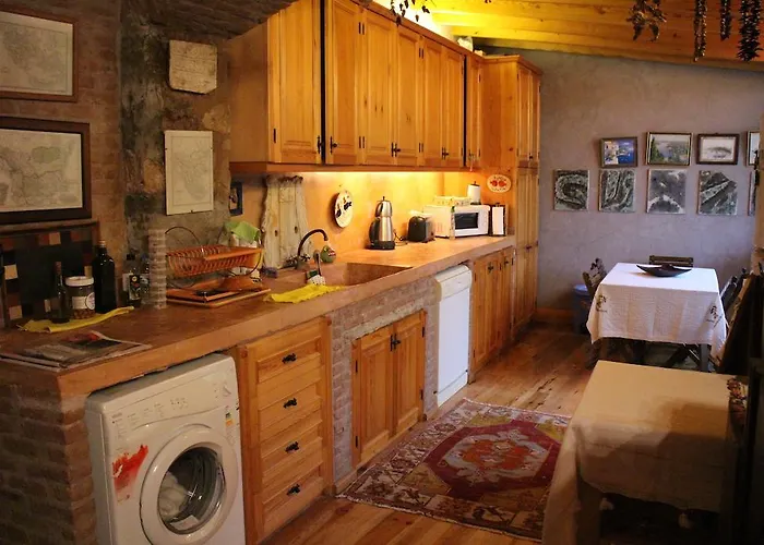 Stone House With Garden In Cunda/ayvalik * Айвалик